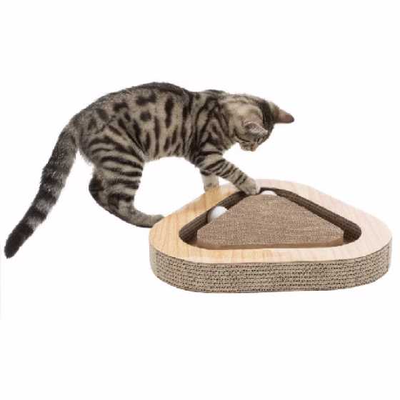 Plaque griffoir avec carton et  balles pour chat