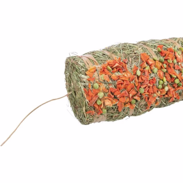 Balle de foin a suspendre lapin et rongeur au petit pois et carotte